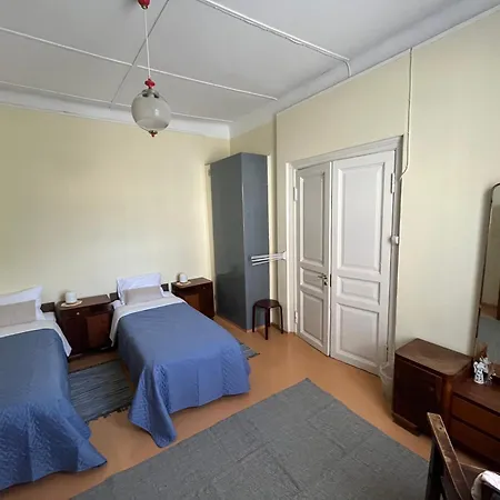 Veksin Old Town & Promenade Apartment, דירה